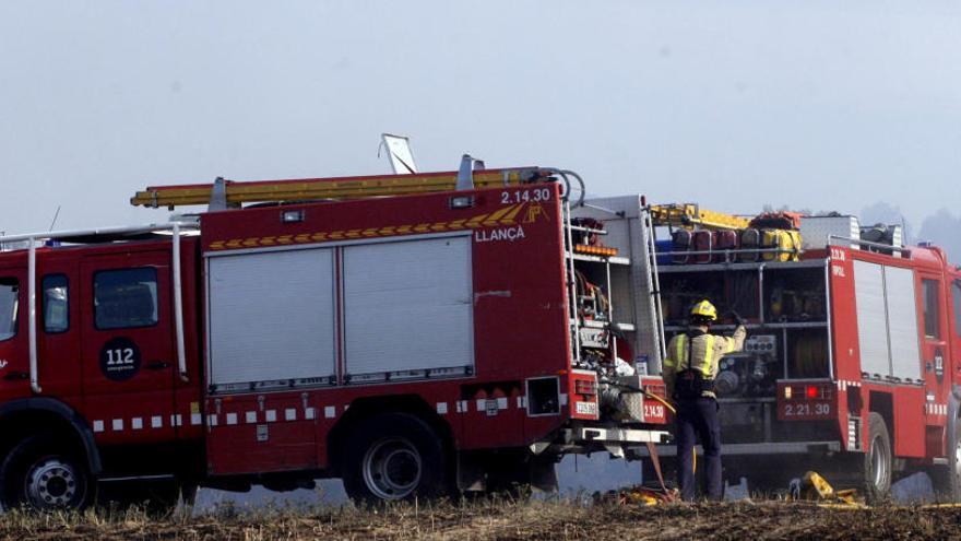 Incendi en un supermercat de Vall-llobrega a tocar l&#039;autovia C-31