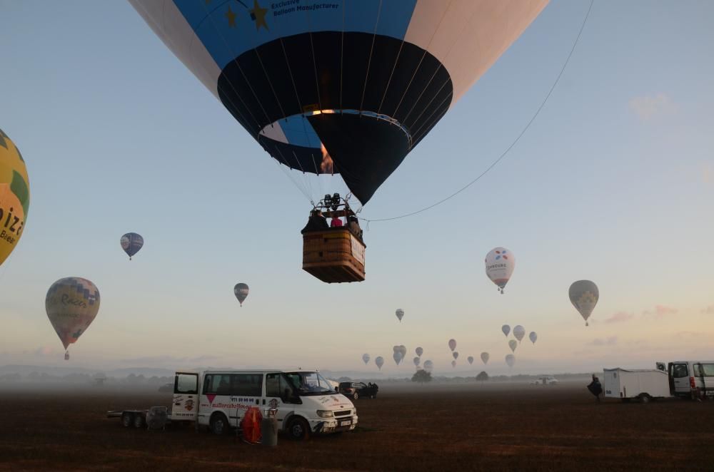 Heißluftballons über Mallorca.