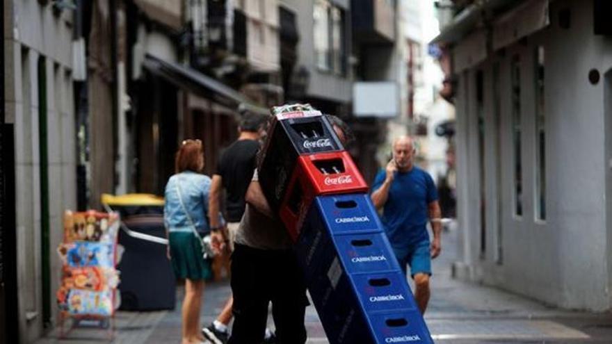 La losa del empleo extremeño: casi la mitad de los contratos duran menos de un mes