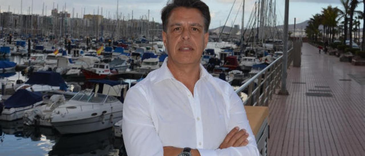 Bernardo Salom, en el Muelle Deportivo de la capital grancanaria.