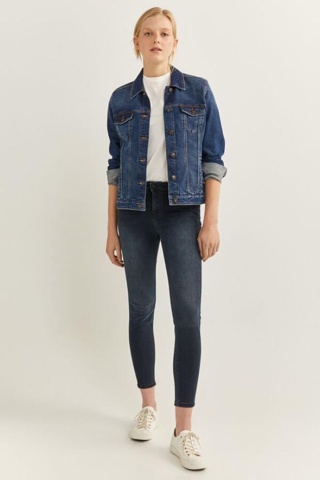 Vaqueros slim cropped 12,99 euros