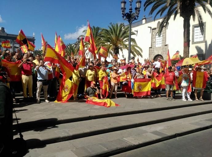 Concentración por la unidad de España en Santa Ana