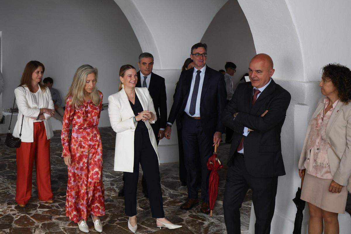 Santa Eulària en su domingo de Anar a Maig, en imágenes
