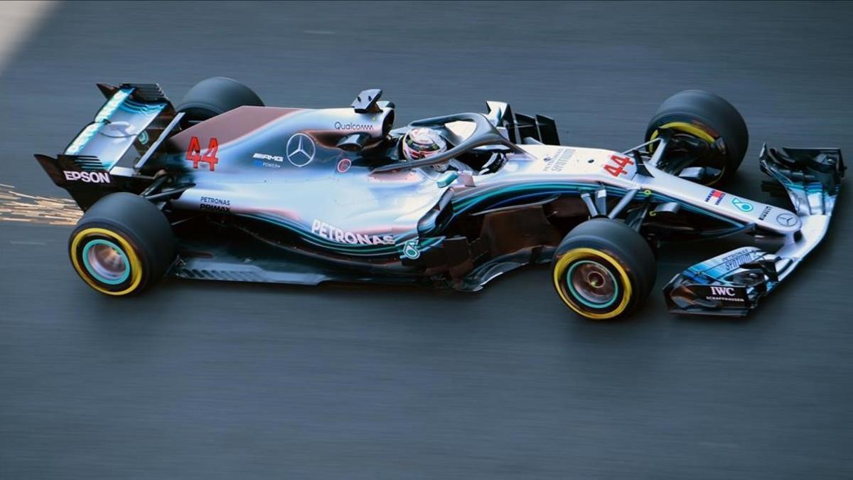 Leis Hamilton y su poderoso Mercedes han sido hoy, en Montmeló, los más rápidos.