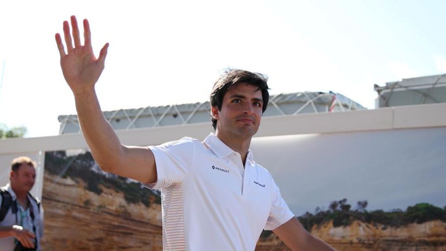 Carlos Sainz ja és oficialment nou pilot de Ferrari