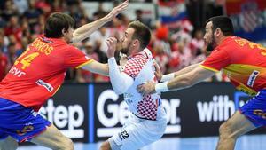 jcarmengol46589752 l r  spain s viran morros de argila  croatia s luka cindric 190117211442