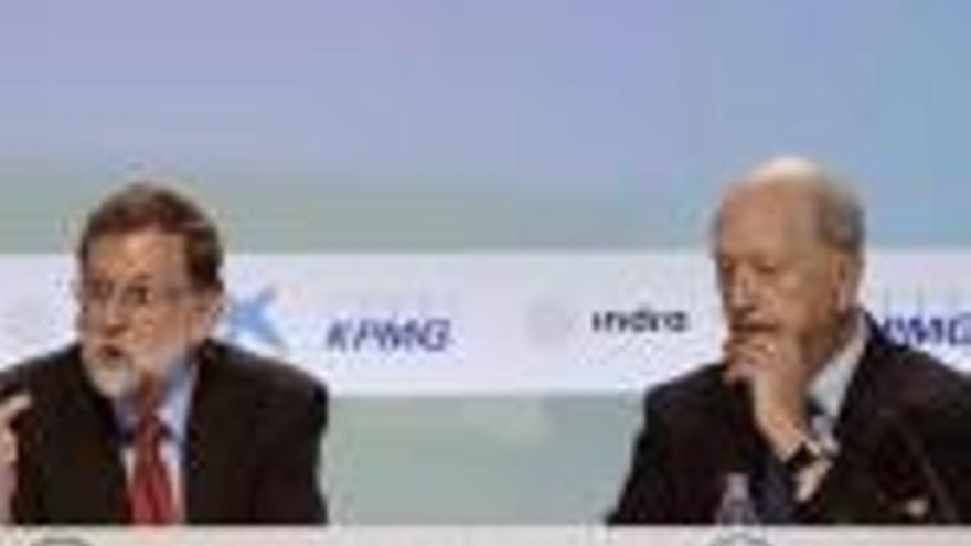 El president del Govern, Mariano Rajoy, i el del Cercle d&#039;Economia, Juan José Brugera, ahir a Sitges.