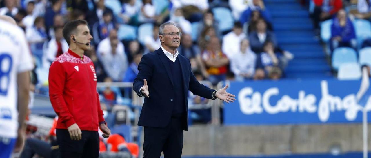 JIM, con gesto contrariado durante el partido ante el Burgos.