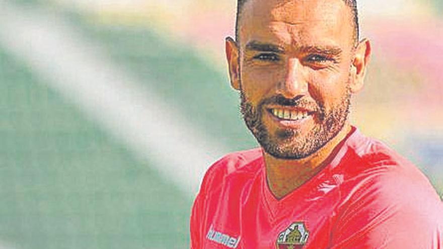 Gonzalo Verdú, defensa del Elche.