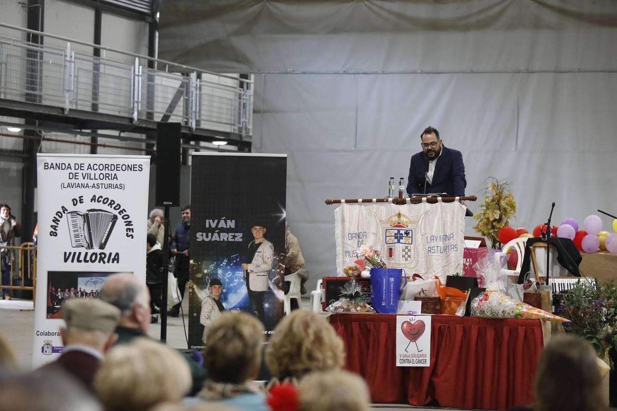 Así fue la gala contra el cáncer de Laviana, que llenó el recinto ferial