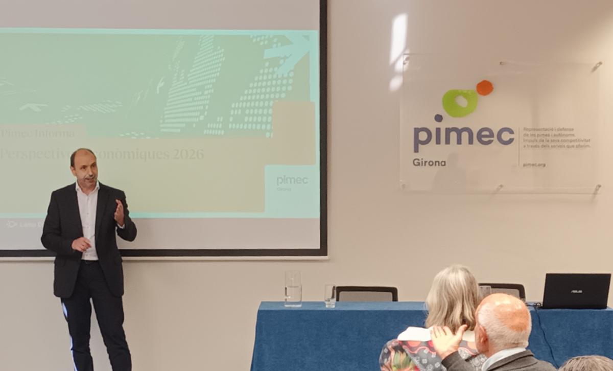 El director de l'Àrea d'Economia i Empresa de la PIMEC, Carles Mas, durant la presentació.