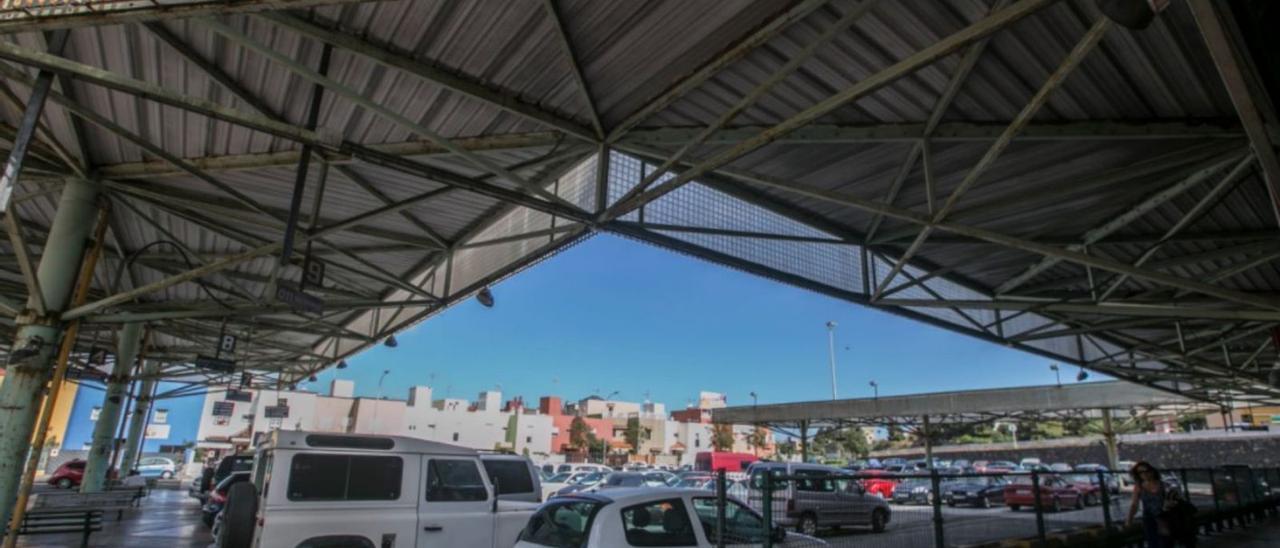 La antigua estación de guaguas de La Laguna, convertida en un aparcamiento público desde su cierre.