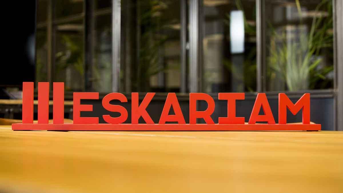Detalle en las oficinas de Eskariam.