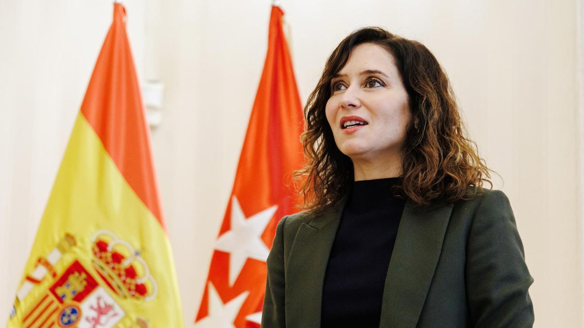 AYUSO EDRO SÁNCHEZ | Ayuso acusa al presidente de declarar "la guerra ...