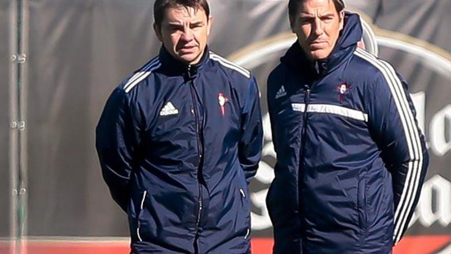 Berizzo junto a su ayudante, Marcucci // A. IRAGO