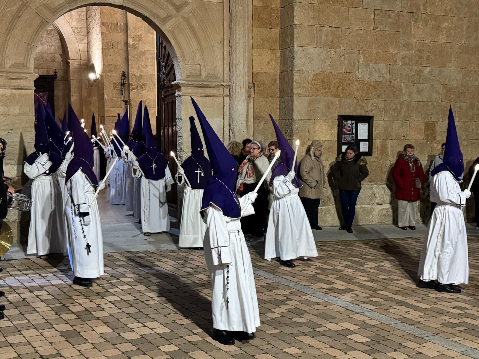 GALERÍA| Dolor junto al Ecce Homo en Fuentesaúco