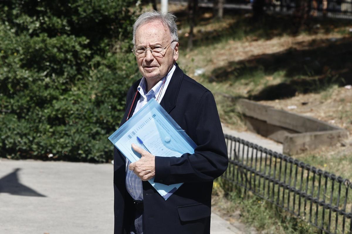 El secretario general de Manos Limpias Miguel Bernard