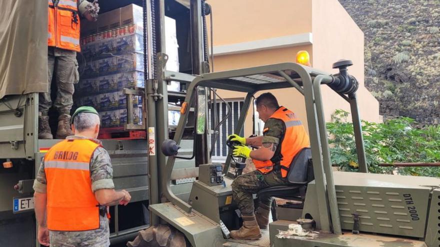 Sonrisas Canarias recibe 9.790 kilos de comida para empezar a repartir