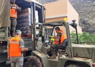 Sonrisas Canarias recibe 9.790 kilos de comida para empezar a repartir