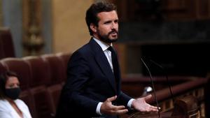 El líder del PP, Pablo Casado, en la tribuna del Congreso, en una foto de archivo.