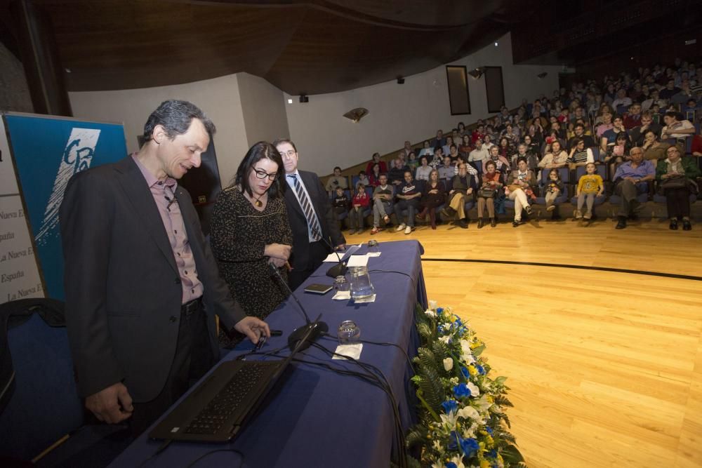 Pedro Duque participa en la segunda jornada de la II Semana de la Ciencia