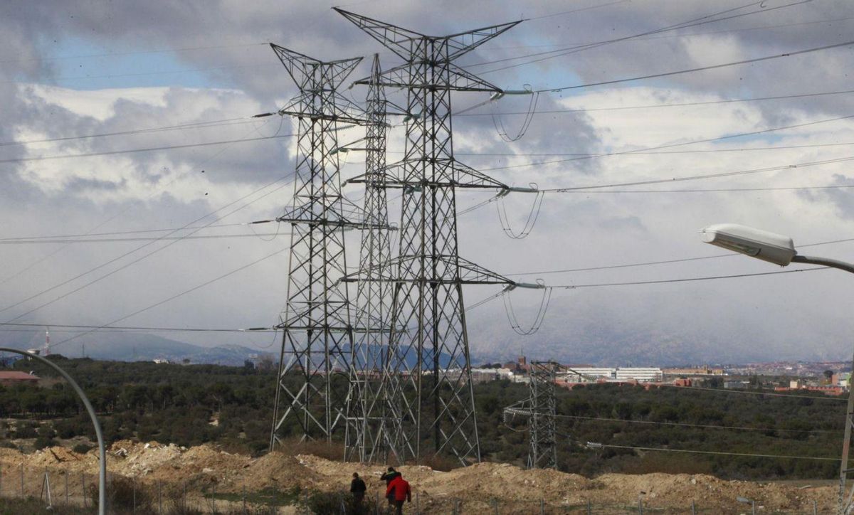 Elèctriques renovables van pagar prop de 3,5 milions al despatx de Montoro Elèctriques renovables van pagar prop de 3,5 milions al despatx de Montoro