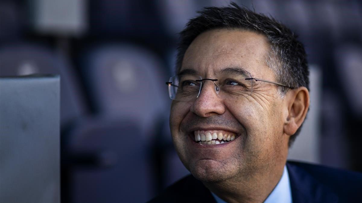 Bartomeu, en la entrevista que concedió a la agencia AP en el Camp Nou.