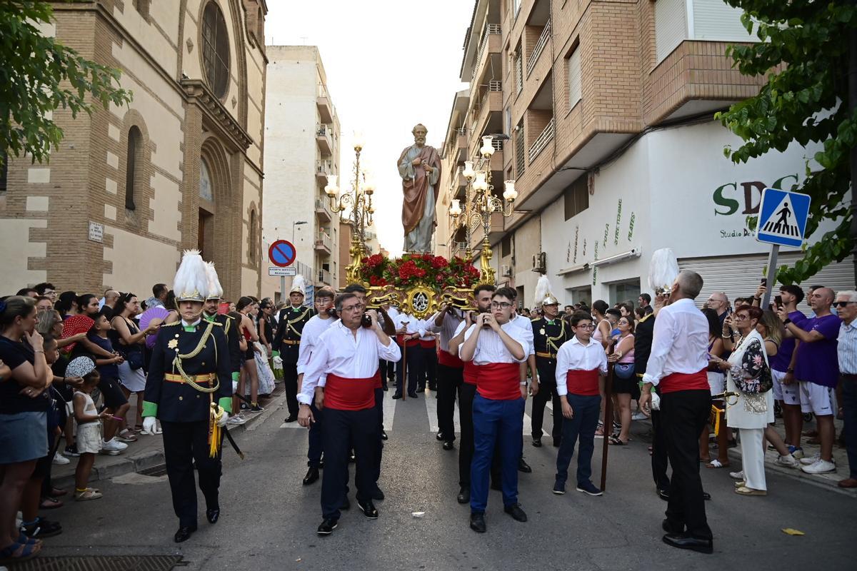 Un momento de la procesión en honor a Sant Pere.