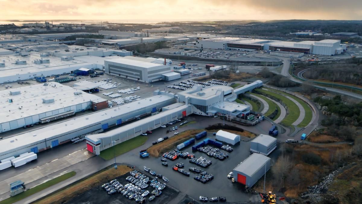 Volvo se convierte en la primera marca en introducir el cinturón de seguridad multiadaptativo
