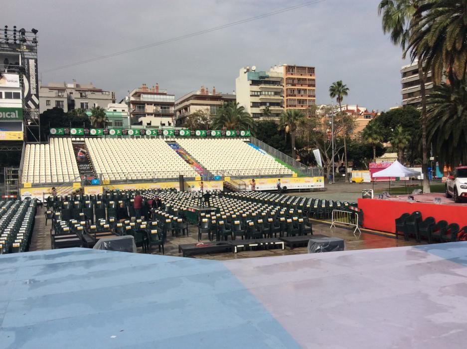 Lluvia en el escenario del Carnaval de Las Palmas de Gran Canaria