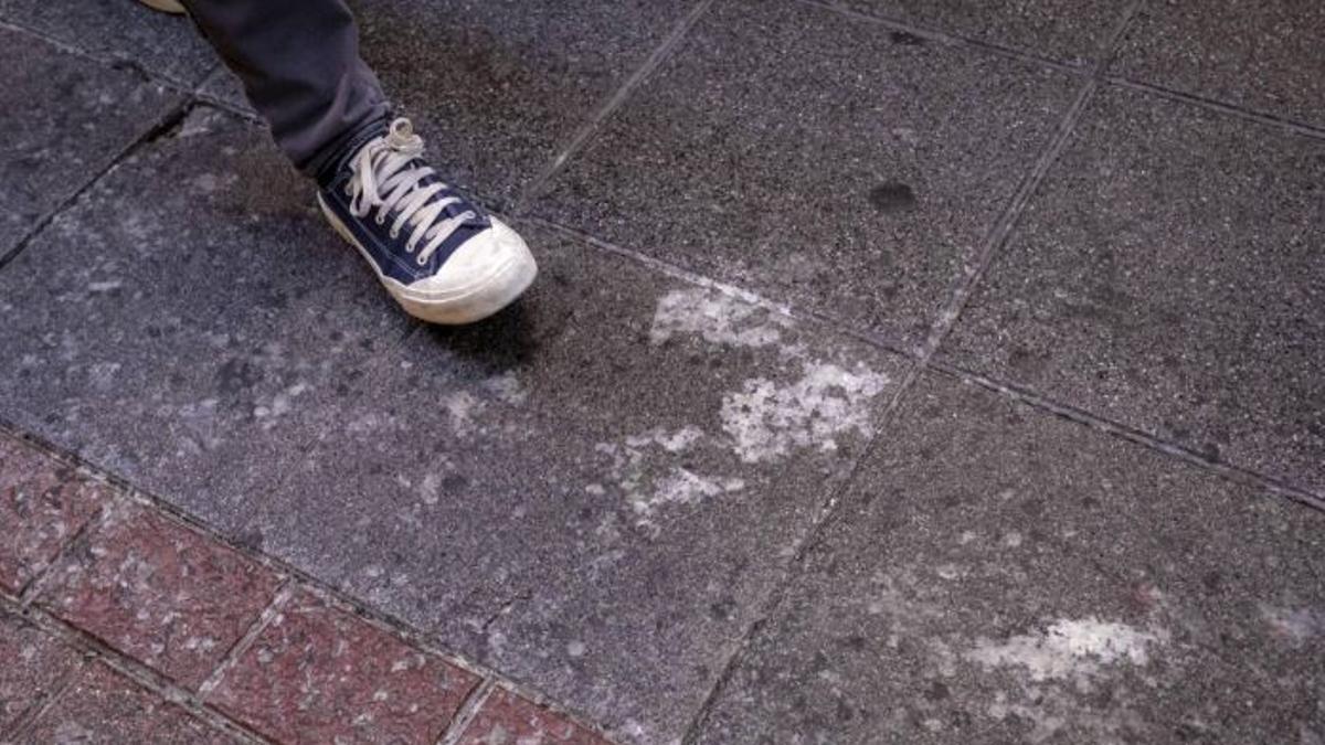 La cera que queda en las calles de Palma.