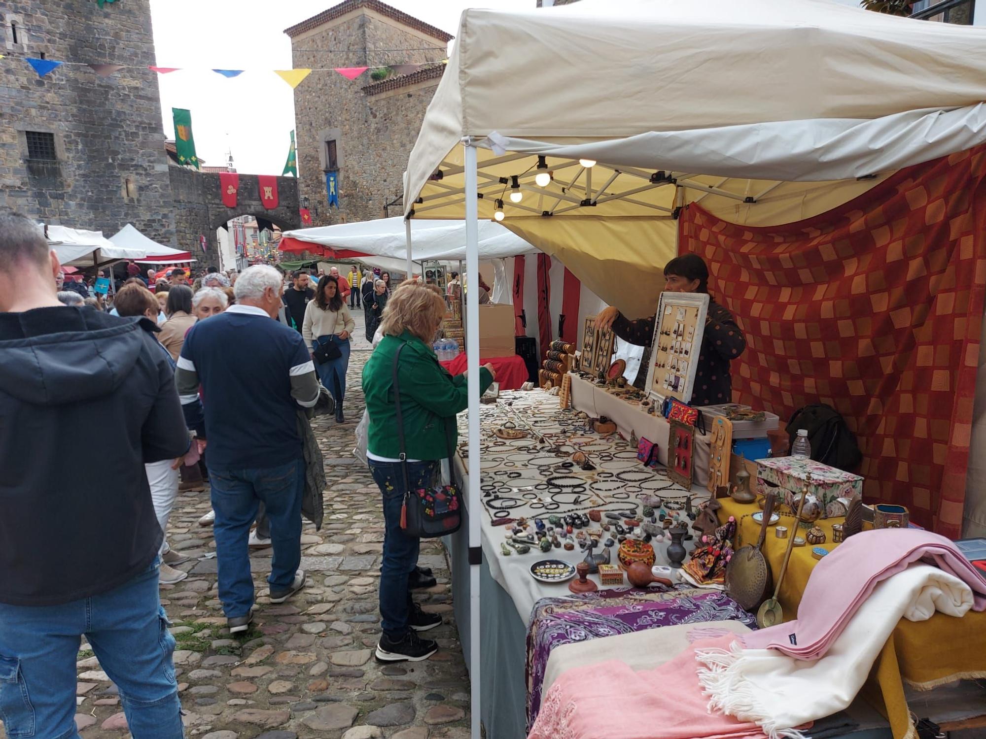 En imágenes: Domingo de lleno en la Feria Medieval de Salas