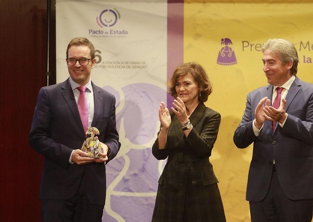 Carmen Calvo entrega los premios Meninas de Andalucía