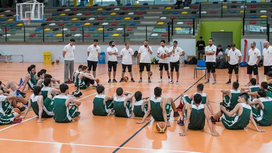 Entrenamiento de la Academia Víctor Claver.