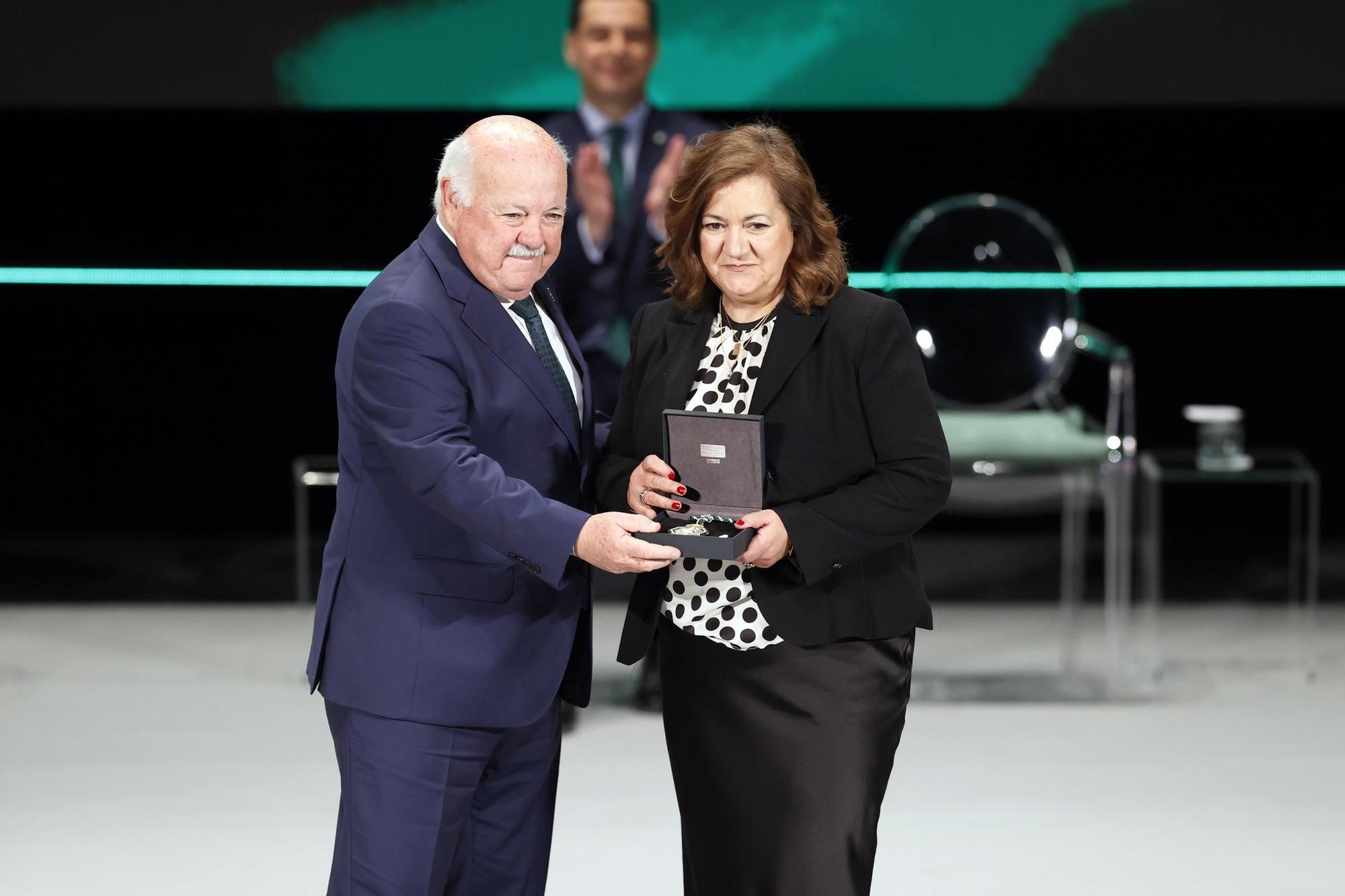 La gala del 28-F y la entrega de Medallas de Andalucía 2024, en imágenes