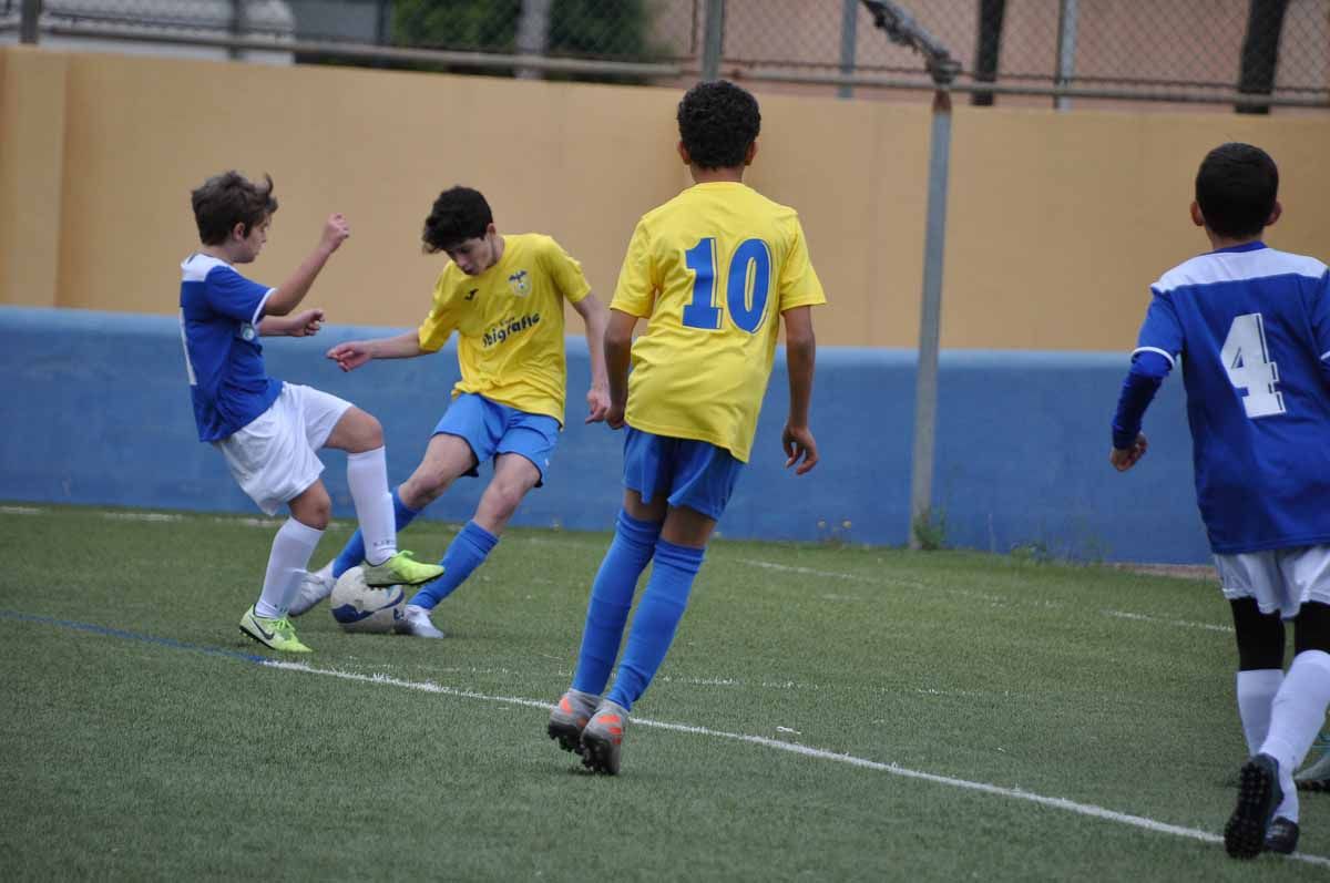 Imágenes de la jornada de fútbol base (17/18 abril)