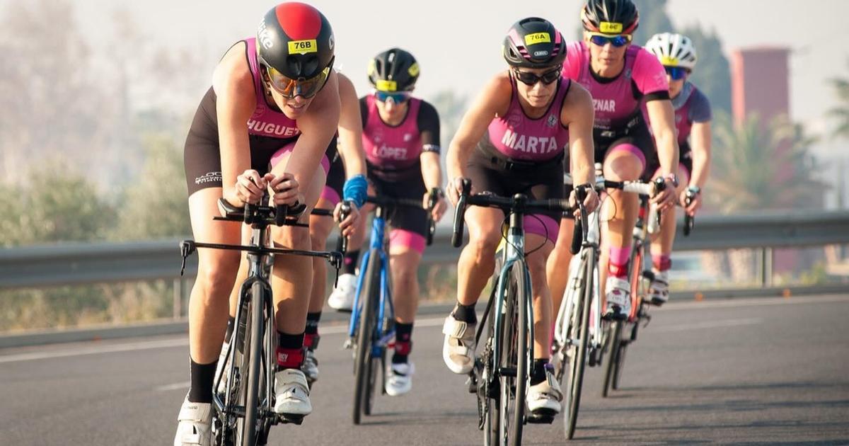 Equipo femenino del Morvedre Triatlón.