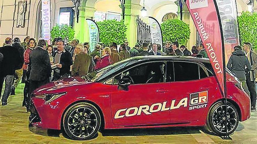 Los nuevos Toyota Corolla GR y Toyota C-HR en la gala de la UFDRM