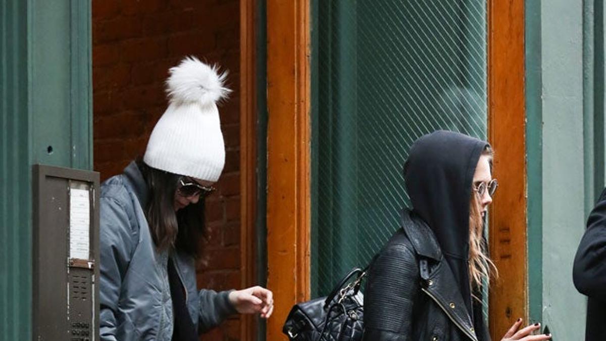 Cara Delevingne y Kendall Jenner de paseo por Nueva York