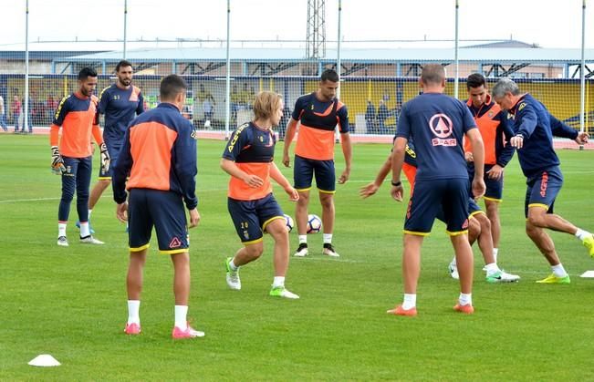 CAMPO EL HORNILLO PRIMER ENTRENAMIENTO UD LAS ...