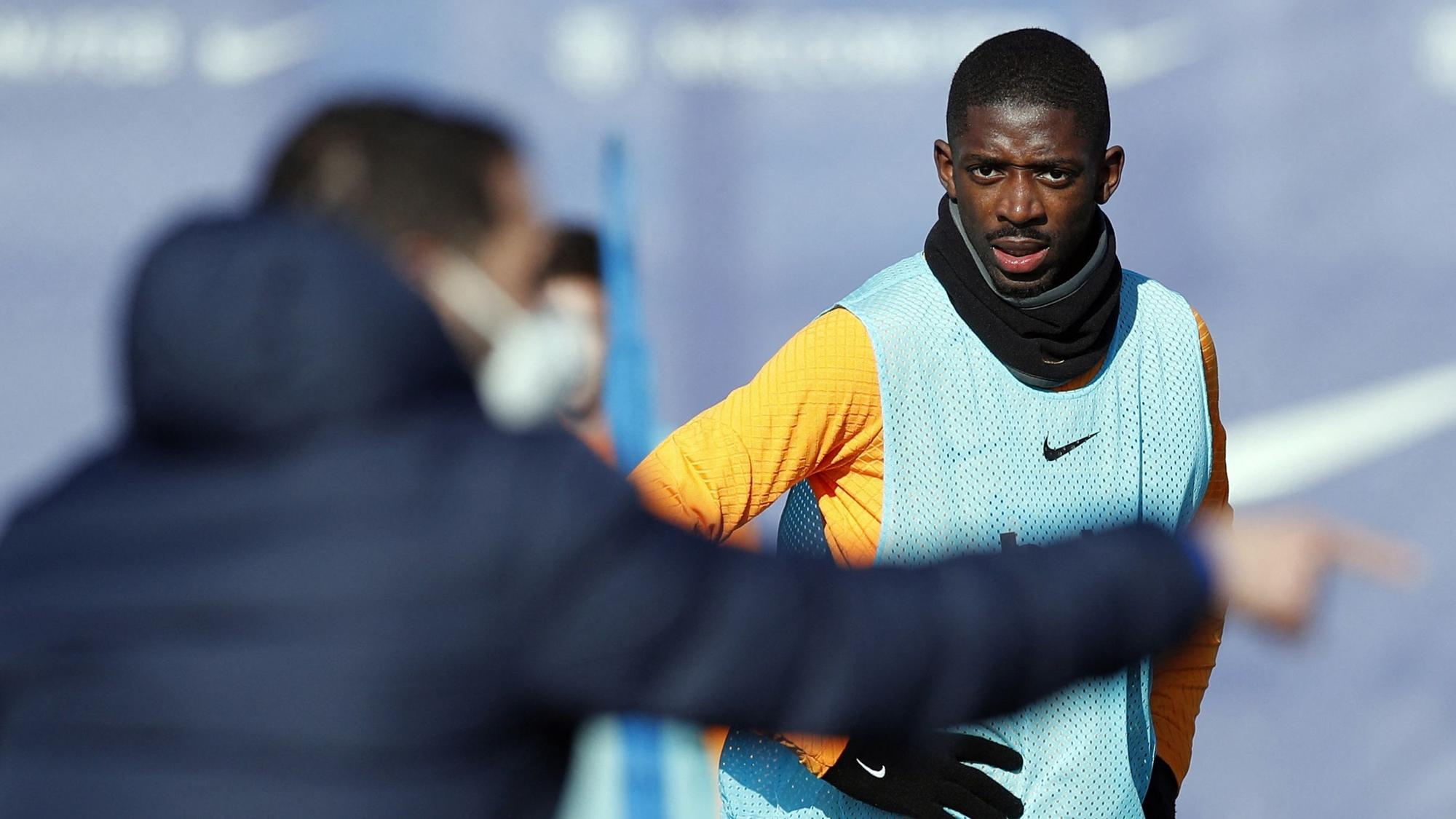 Soccer Football - FC Barcelona Training - Ciutat Esportiva Joan Gamper, Barcelona, Spain - January 22, 2022 FC Barcelona's Ousmane Dembele during training REUTERS/Albert Gea