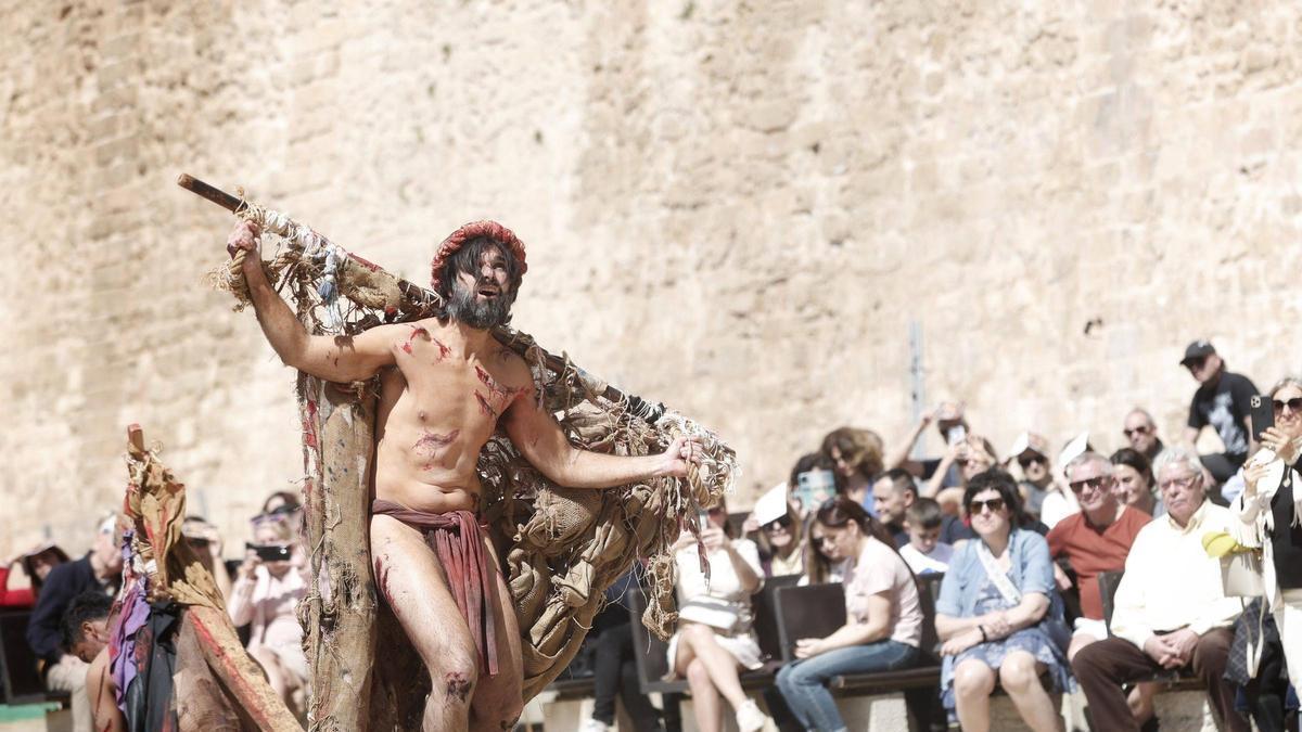 El Via Crucis de Llorenç Moyà en imágenes