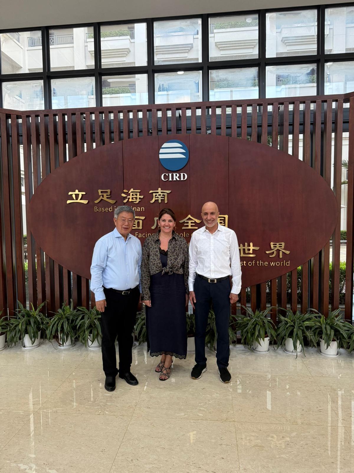 Chi Fulin, presidente de CIRD, encargado de recibir a la delegación de la World Free Zones Organization (WFZO)