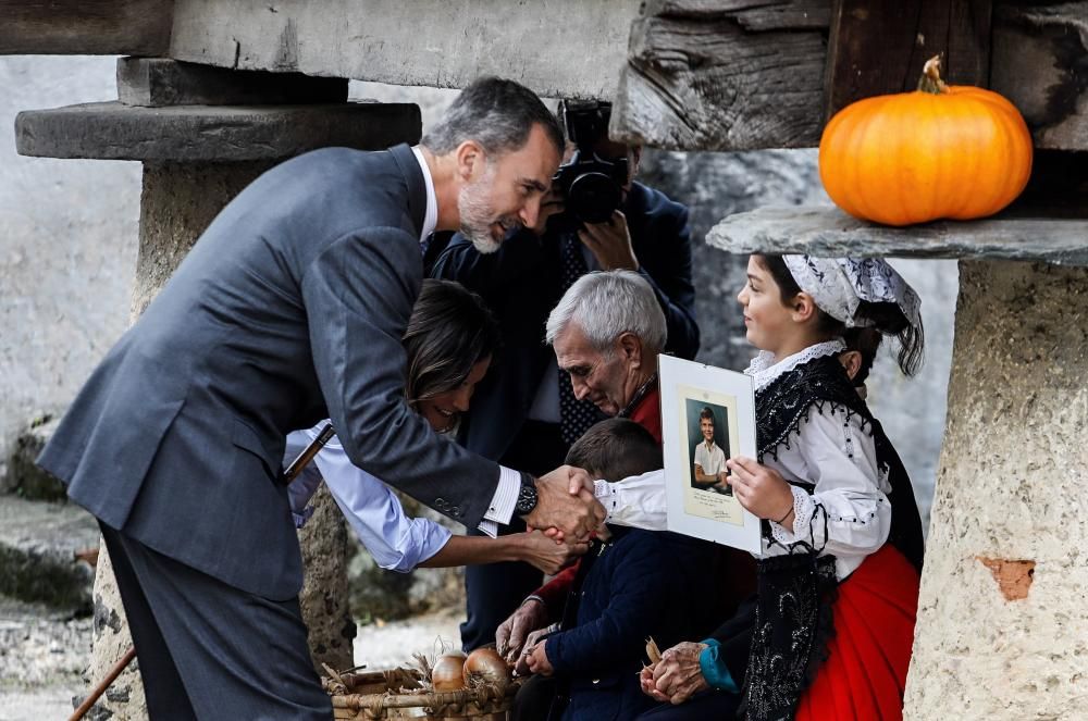 Premios Princesa de Asturias 2018: Los Reyes visitan Moal, "Pueblo Ejemplar" 2018