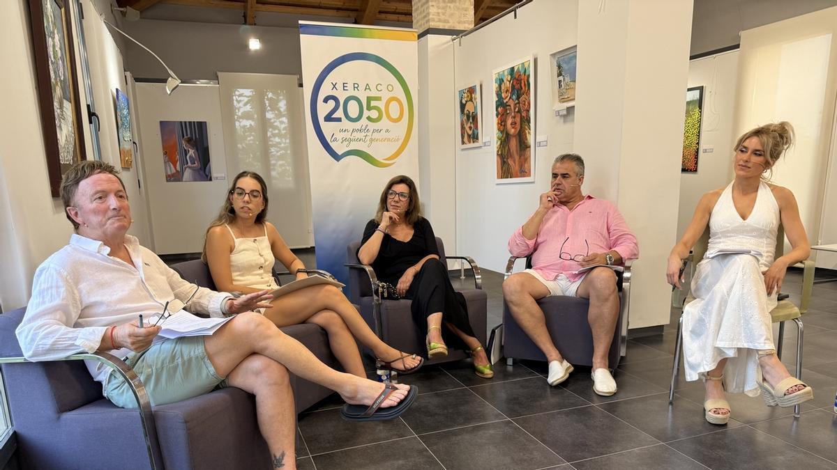 Los y las participantes en el debate-análisis de Xeraco 2050