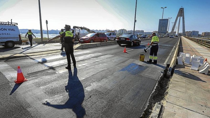 Eliminan el paso de cebra central del puente Real