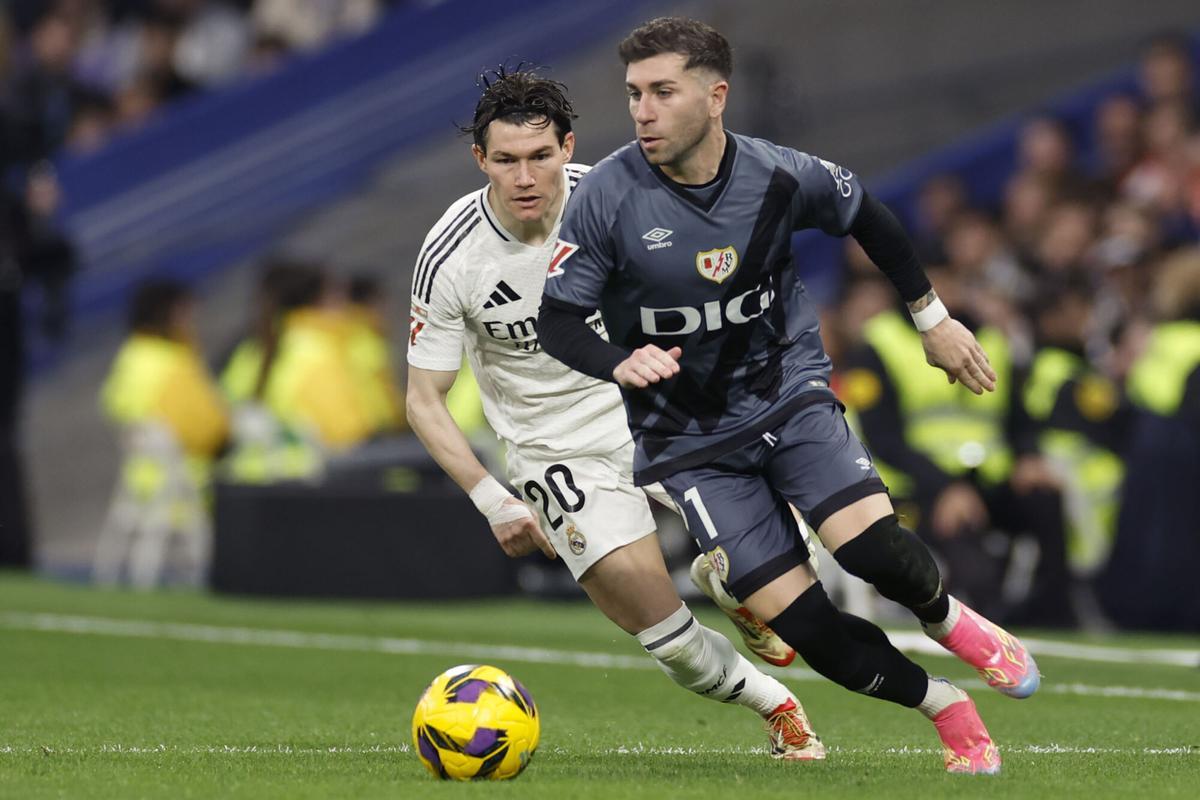 Fran García, llevando una venda en un partido del Real Madrid