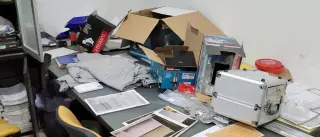 Roban maquinaria, herramientas y dinero de una fábrica de muebles de Lucena