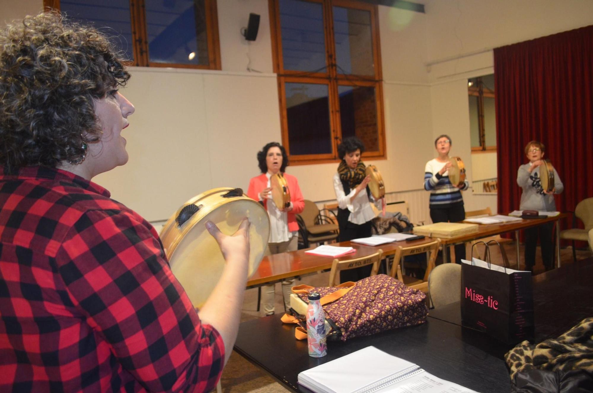 La Escuela de Folklore de Benavente, en plena actividad