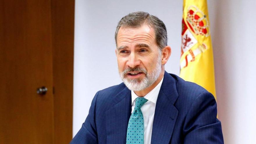 El rey Felipe VI durante una videoconferencia.